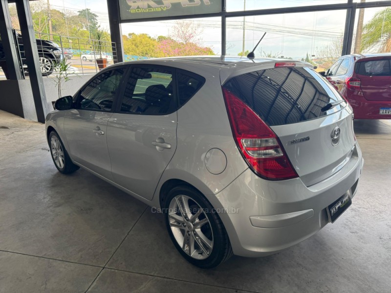 I30 2.0 MPFI GLS 16V GASOLINA 4P AUTOMÁTICO - 2011 - CAMPO BOM