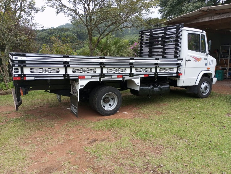710 PLUS  - 2006 - CAXIAS DO SUL
