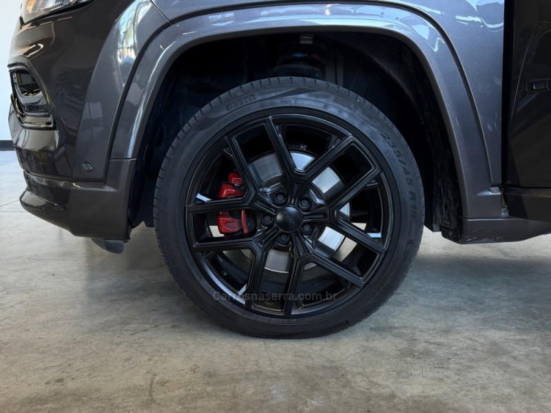 COMPASS 2.0 BLACKHAWK 4 TURBO GASOLINA 4P AUTOMÁTICO - 2025 - BENTO GONçALVES
