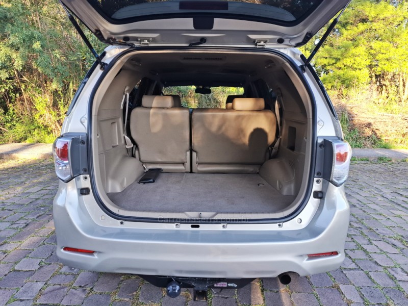 HILUX SW4 3.0 SRV 4X4 16V TURBO INTERCOOLER DIESEL 4P AUTOMÁTICO - 2014 - BENTO GONçALVES