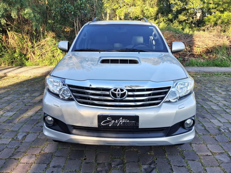 HILUX SW4 3.0 SRV 4X4 16V TURBO INTERCOOLER DIESEL 4P AUTOMÁTICO - 2014 - BENTO GONçALVES