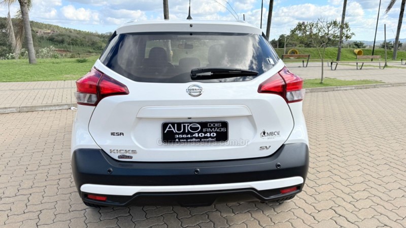 KICKS 1.6 16V FLEX SV 4P XTRONIC - 2020 - DOIS IRMãOS