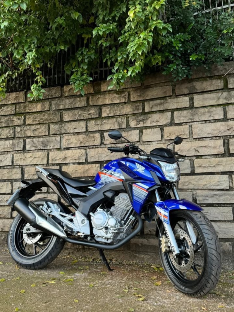 CB 250F TWISTER 