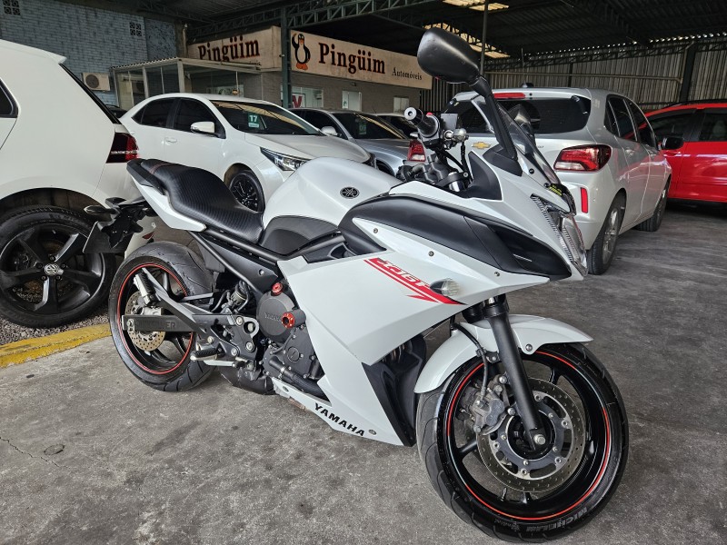 XJ6 F ABS - 2012 - CAXIAS DO SUL