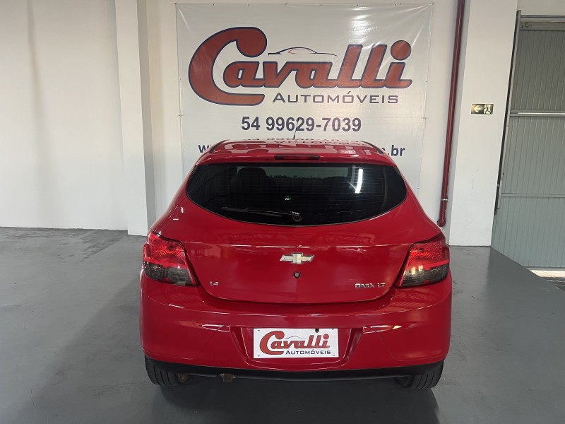 ONIX 1.4 MPFI LT 8V FLEX 4P MANUAL - 2013 - CAXIAS DO SUL