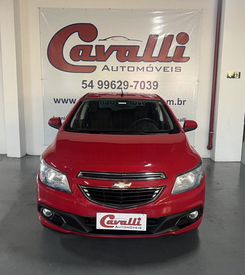 ONIX 1.4 MPFI LT 8V FLEX 4P MANUAL - 2013 - CAXIAS DO SUL