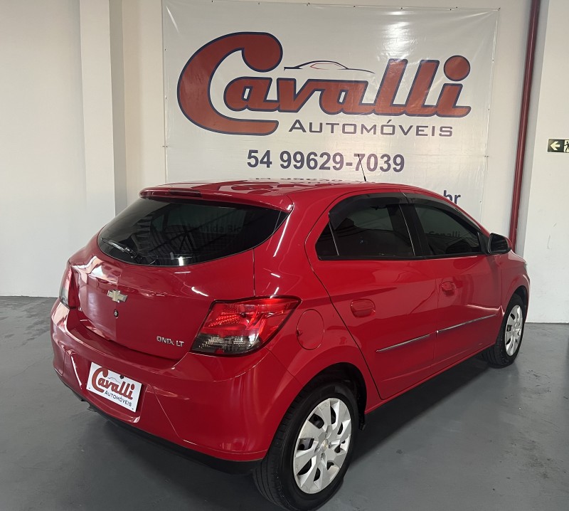 ONIX 1.4 MPFI LT 8V FLEX 4P MANUAL - 2013 - CAXIAS DO SUL