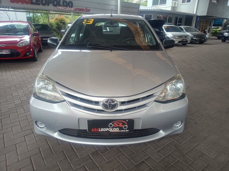 ETIOS 1.3 X 16V FLEX 4P MANUAL - 2013 - CAXIAS DO SUL