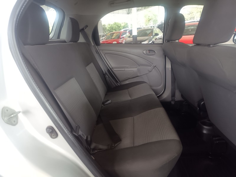 ETIOS 1.3 X 16V FLEX 4P MANUAL - 2013 - CAXIAS DO SUL