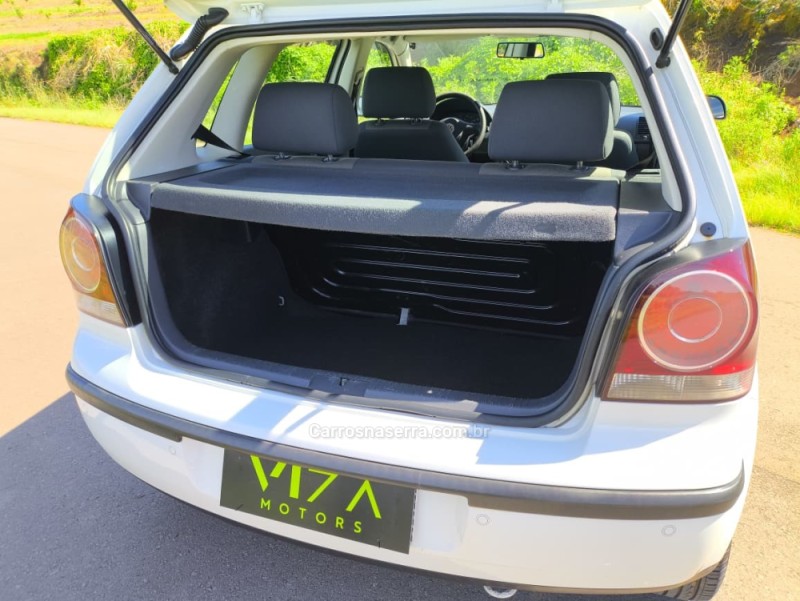 POLO 1.6 MI 8V E-FLEX 4P MANUAL - 2008 - CAXIAS DO SUL