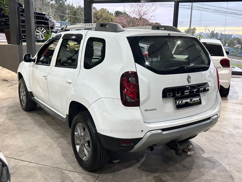 DUSTER 1.6 DYNAMIQUE 4X2 16V FLEX 4P AUTOMÁTICO - 2019 - CAMPO BOM