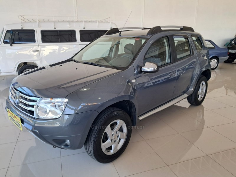 DUSTER 1.6 DYNAMIQUE 4X2 16V FLEX 4P MANUAL - 2014 - NOVA PETRóPOLIS