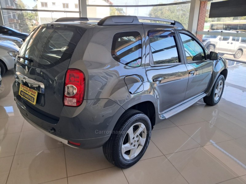 DUSTER 1.6 DYNAMIQUE 4X2 16V FLEX 4P MANUAL - 2014 - NOVA PETRóPOLIS