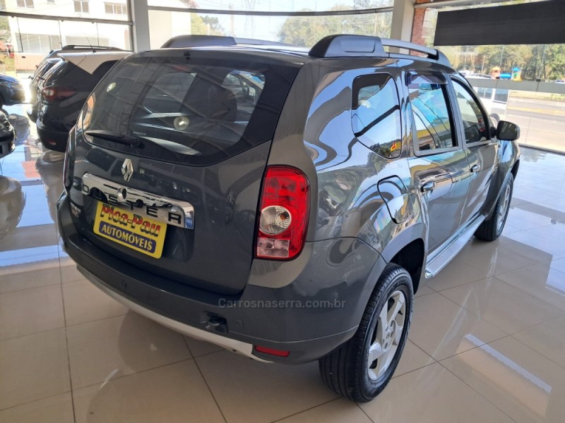 DUSTER 1.6 DYNAMIQUE 4X2 16V FLEX 4P MANUAL - 2014 - NOVA PETRóPOLIS