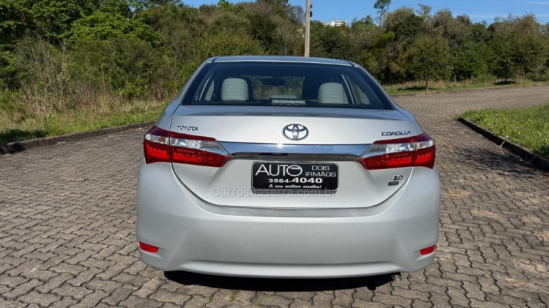COROLLA 2.0 XEI 16V FLEX 4P AUTOMÁTICO - 2015 - DOIS IRMãOS