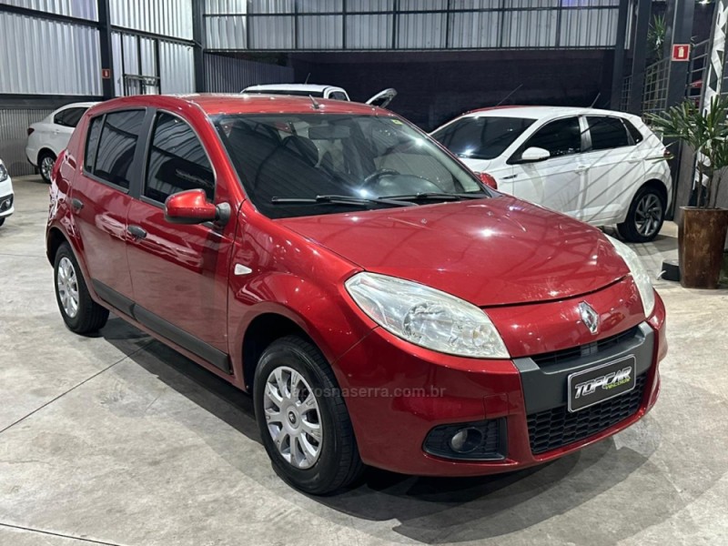 SANDERO 1.0 EXPRESSION 16V FLEX 4P MANUAL - 2012 - CAMPO BOM