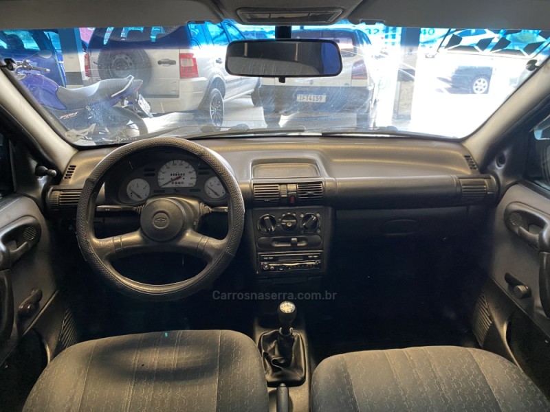 CORSA 1.0 MPFI SEDAN 8V GASOLINA 4P MANUAL - 2000 - CAXIAS DO SUL