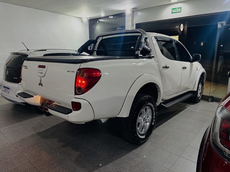 L200 TRITON 3.2 HPE 4X4 CD 16V TURBO INTERCOOLER DIESEL 4P AUTOMÁTICO - 2011 - CAXIAS DO SUL