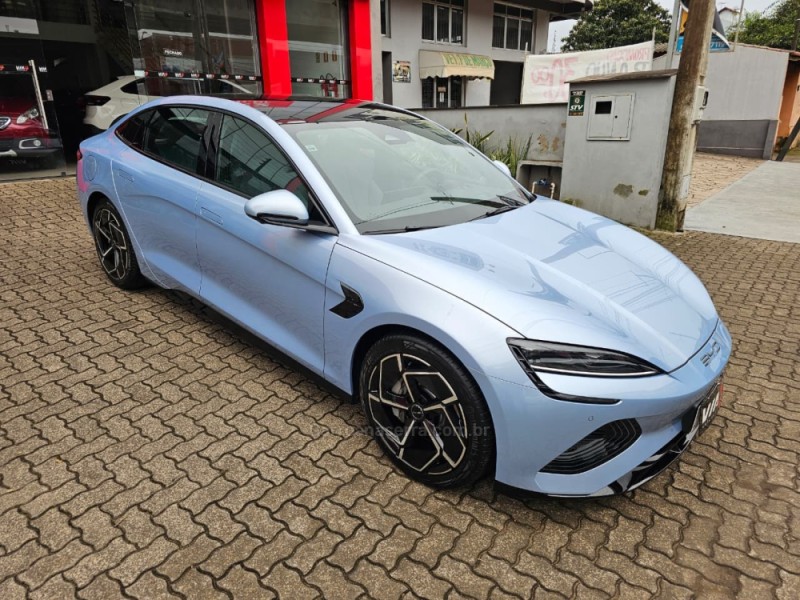 SEAL AWD ELÉTRICO 4P AUTOMÁTICO - 2025 - NOVO HAMBURGO