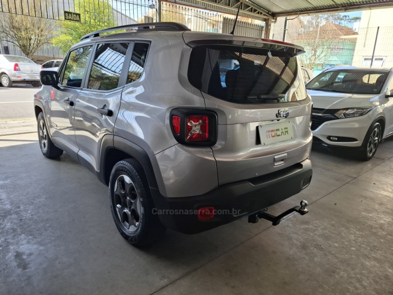 RENEGADE 1.8 16V STD FLEX 4P AUTOMÁTICO - 2021 - GARIBALDI