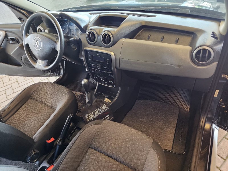 DUSTER 1.6 EXPRESSION 4X2 16V FLEX 4P MANUAL - 2014 - CAXIAS DO SUL