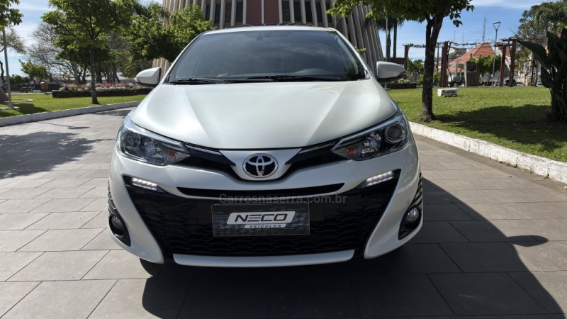 yaris 1.5 xls connect 16v flex 4p automatico 2021 bento goncalves
