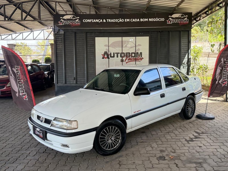 VECTRA 2.0 MPFI GLS 8V GASOLINA 4P MANUAL