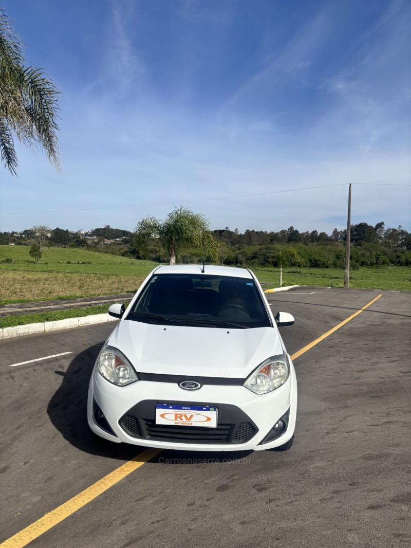 FIESTA 1.6 MPI CLASS HATCH 8V FLEX 4P MANUAL - 2013 - CARLOS BARBOSA