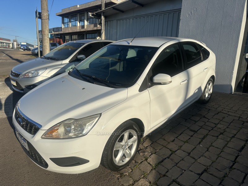 FOCUS 1.6 GLX 8V FLEX 4P MANUAL