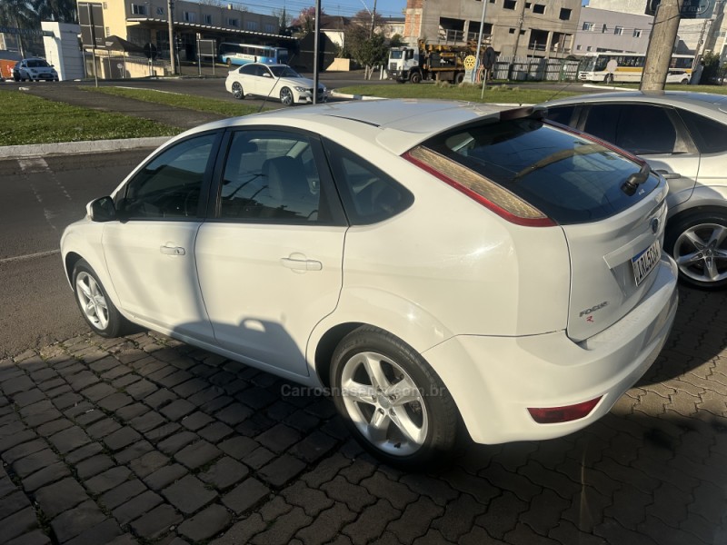 FOCUS 1.6 GLX 8V FLEX 4P MANUAL - 2011 - SãO MARCOS