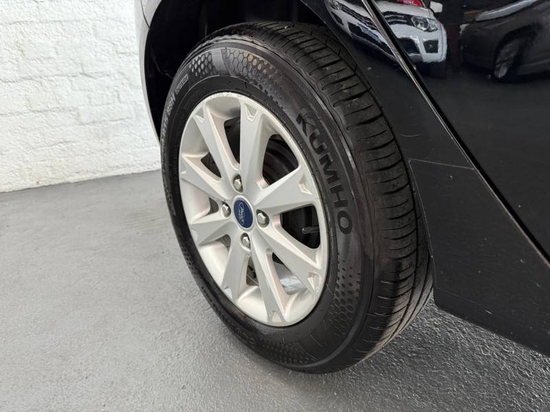 FIESTA 1.6 SE HATCH 16V FLEX 4P MANUAL - 2012 - CAXIAS DO SUL