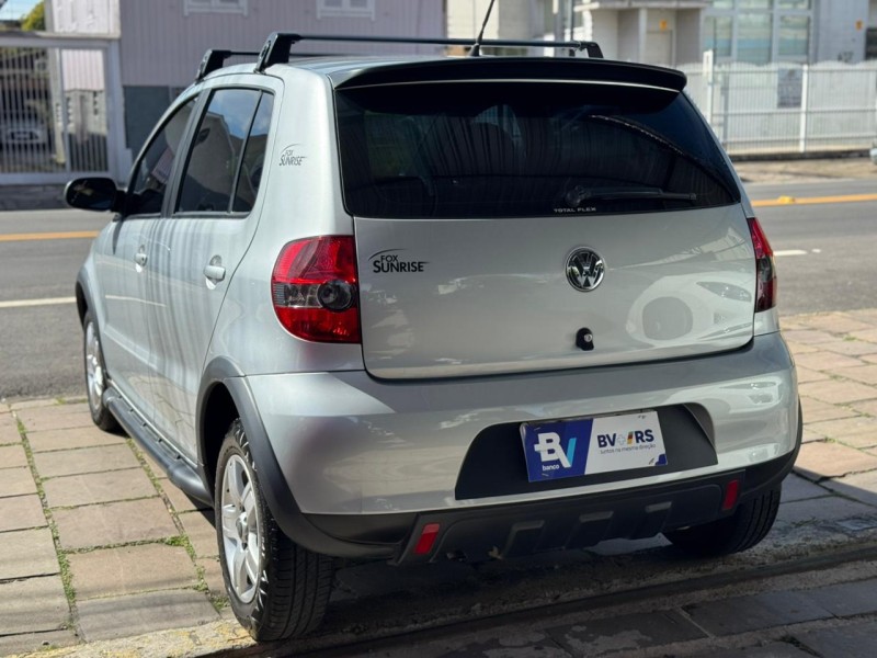 FOX 1.0 MI SUNRISE 8V FLEX 4P MANUAL - 2010 - CAXIAS DO SUL