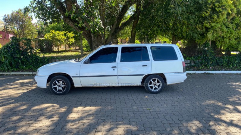 IPANEMA 1.8 EFI GL 8V GASOLINA 4P MANUAL - 1997 - IVOTI