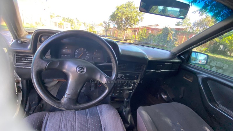 IPANEMA 1.8 EFI GL 8V GASOLINA 4P MANUAL - 1997 - IVOTI