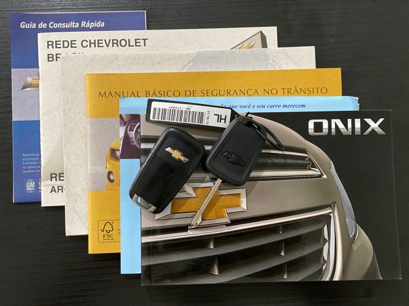ONIX 1.4 MPFI LTZ 8V FLEX 4P MANUAL - 2014 - CAXIAS DO SUL