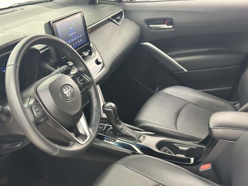 COROLLA 2.0 CROSS XRE 16V FLEX 4P AUTOMÁTICO - 2023 - SANTA CRUZ DO SUL