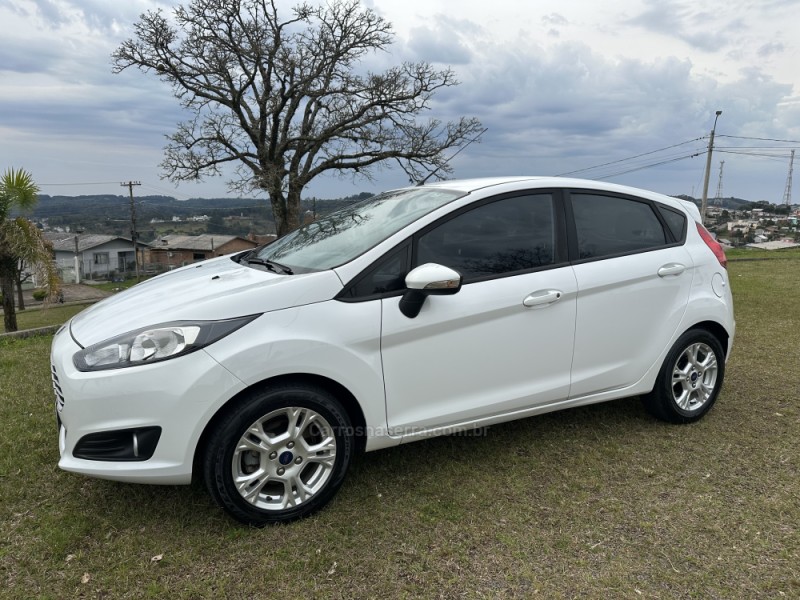 FIESTA 1.6 SE HATCH 16V FLEX 4P AUTOMÁTICO