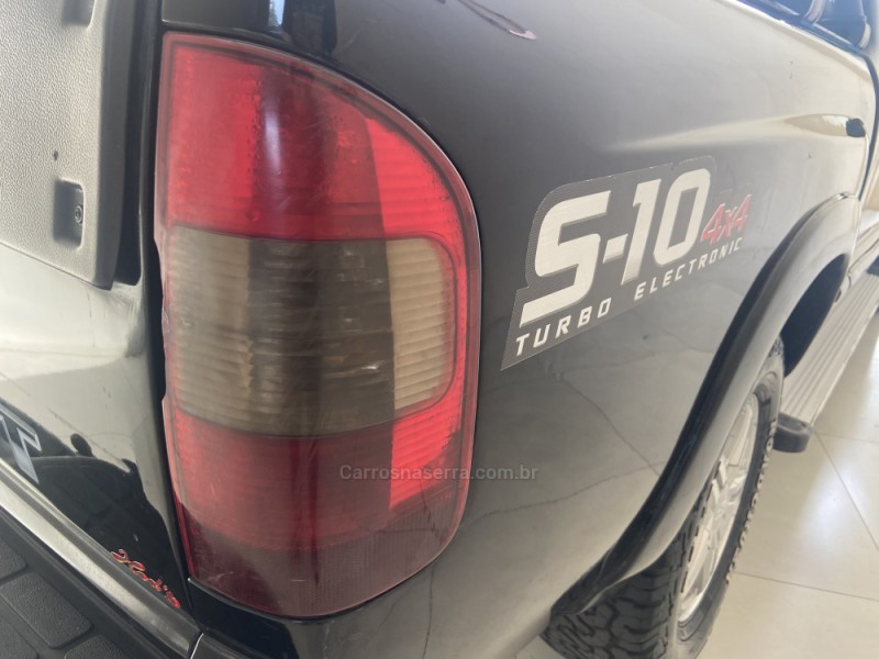 S10 2.8 EXECUTIVE 4X4 CD 12V TURBO ELECTRONIC INTERCOOLER DIESEL 4P MANUAL - 2006 - CANELA