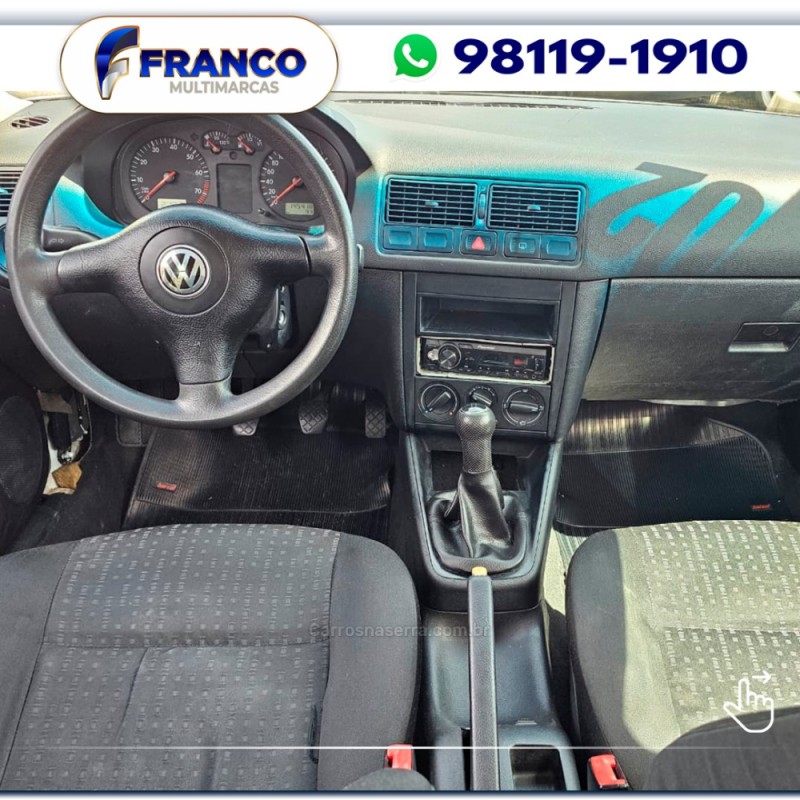 GOLF 1.6 8V GASOLINA 4P MANUAL - 2002 - VACARIA