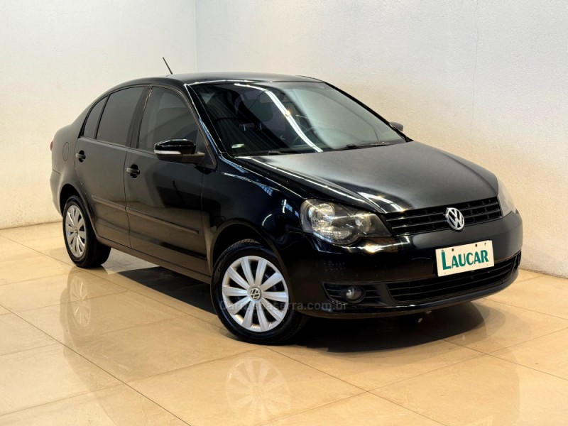 POLO SEDAN 1.6 MI 8V FLEX 4P MANUAL