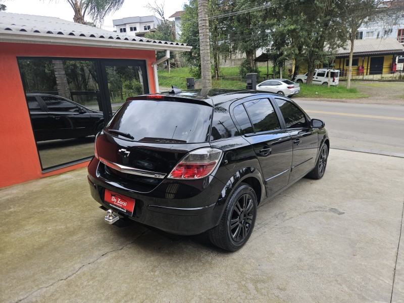 VECTRA 2.0 MPFI GT HATCH 8V FLEX 4P MANUAL - 2010 - CAXIAS DO SUL