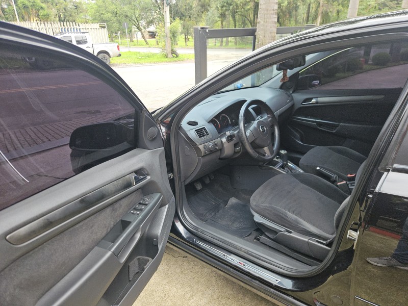 VECTRA 2.0 MPFI GT HATCH 8V FLEX 4P MANUAL - 2010 - CAXIAS DO SUL