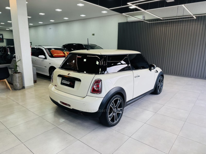 COOPER 1.6 ONE 16V GASOLINA 2P AUTOMÁTICO - 2012 - DOIS IRMãOS