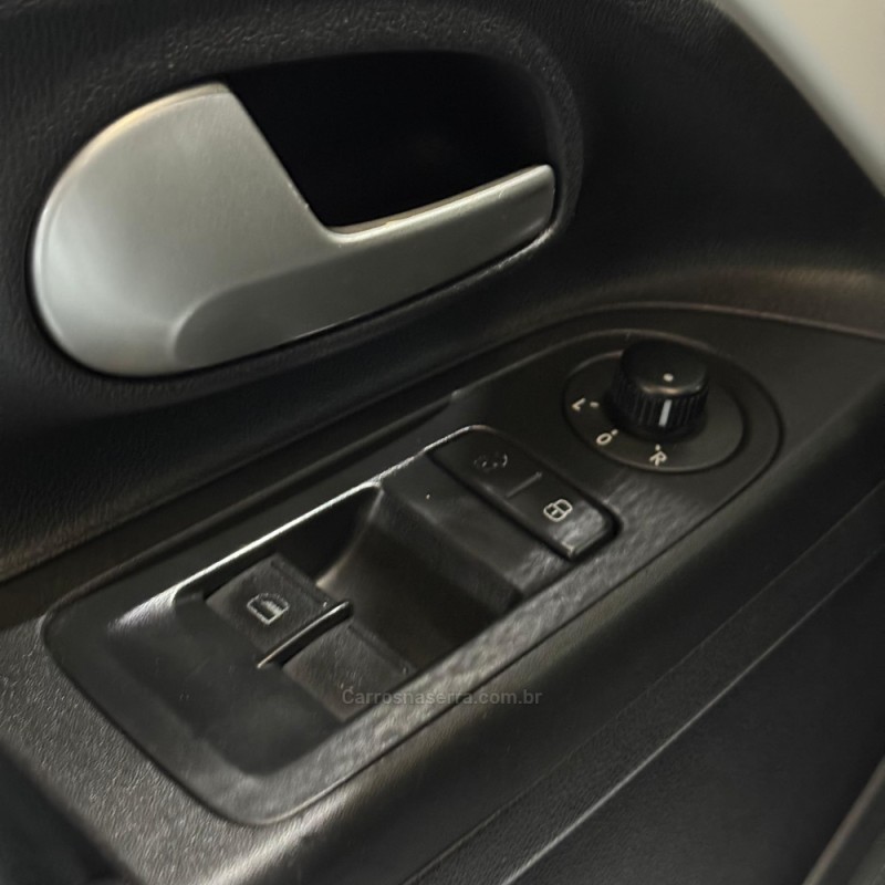 UP 1.0 MPI MOVE UP 12V FLEX 4P MANUAL - 2015 - NOVO HAMBURGO
