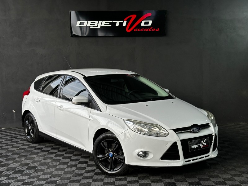 focus 1.6 se hatch 16v flex 4p automatico 2015 caxias do sul