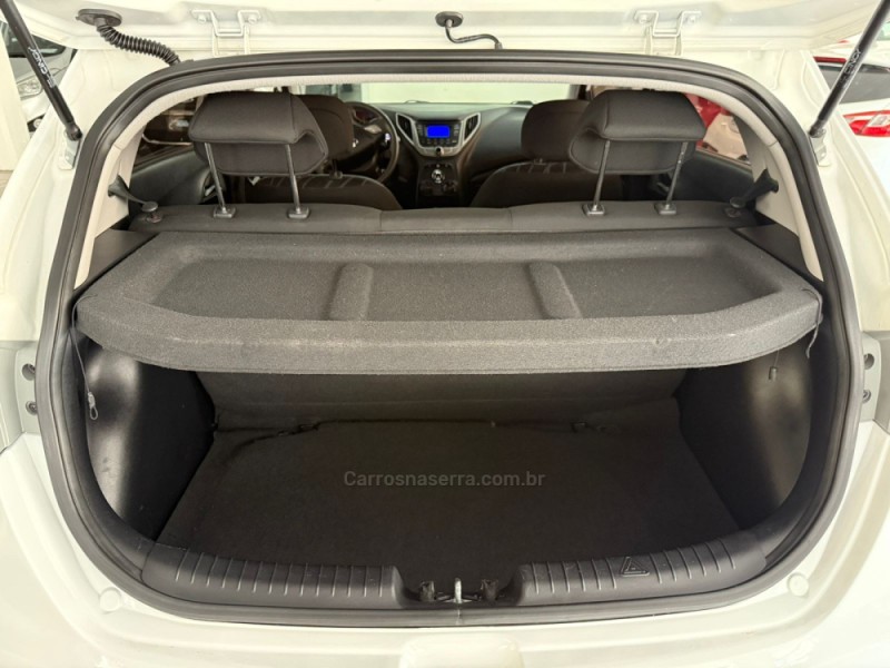 HB20 1.0 COMFORT 12V FLEX 4P MANUAL - 2015 - NOVO HAMBURGO