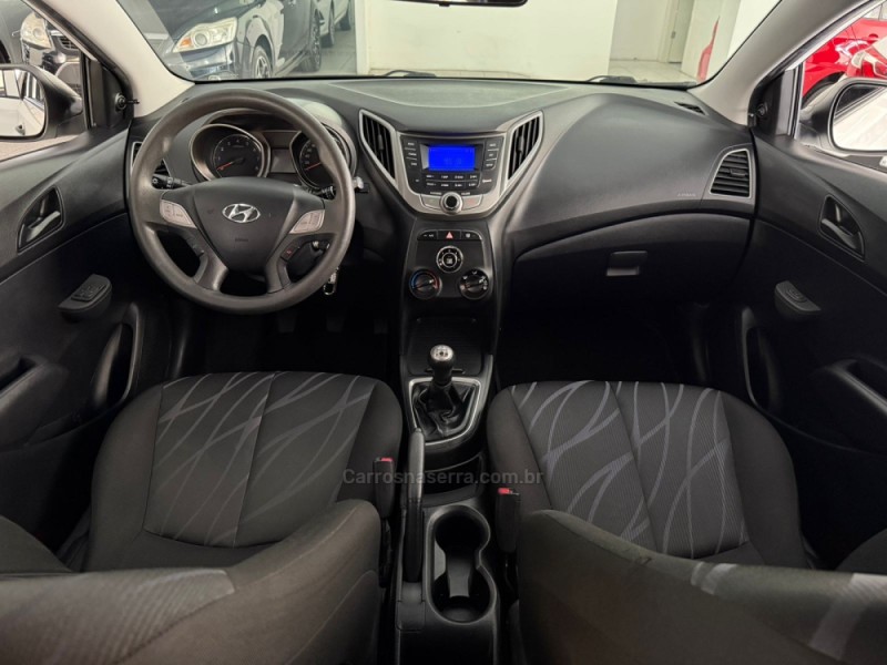 HB20 1.0 COMFORT 12V FLEX 4P MANUAL - 2015 - NOVO HAMBURGO