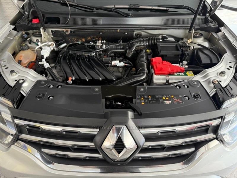 DUSTER 1.6 ICONIC 16V FLEX 4P AUTOMÁTICO - 2022 - NOVO HAMBURGO