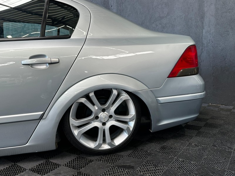 VECTRA 2.0 MPFI EXPRESSION 8V 140CV FLEX 4P MANUAL - 2009 - CAXIAS DO SUL