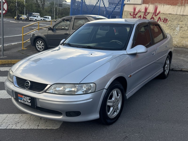 VECTRA 2.2 MPFI CD 16V GASOLINA 4P MANUAL - 2001 - CAXIAS DO SUL